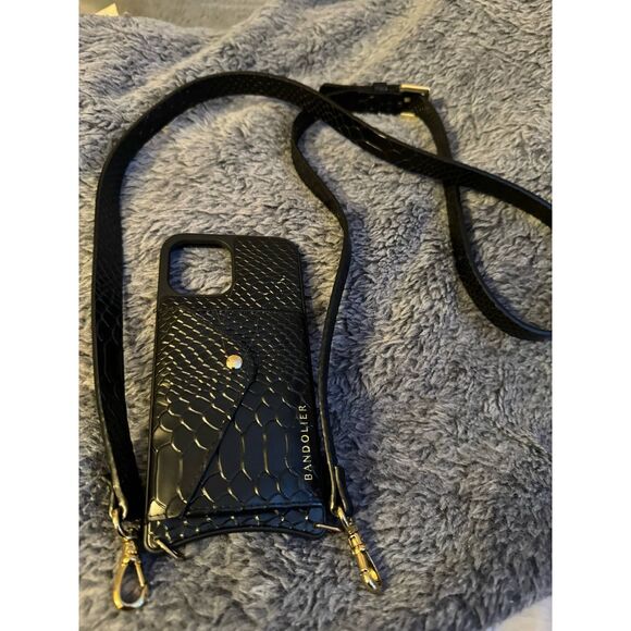 Bandolier 12max pro haley python crossbody iphone case/belt/strap set - Picture 7 of 11